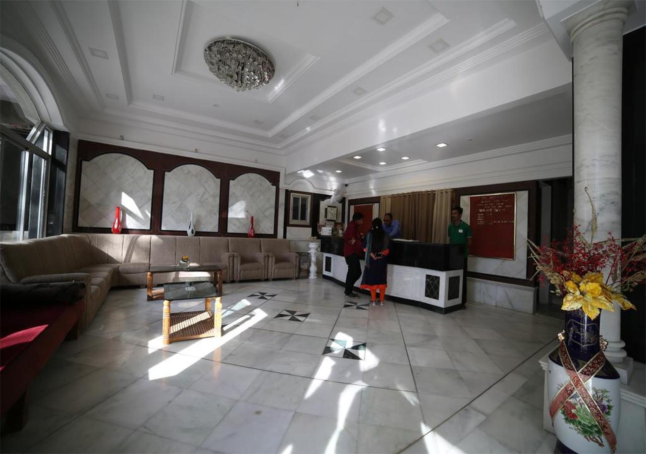 Hotel Sheratone Ābu Exteriör bild